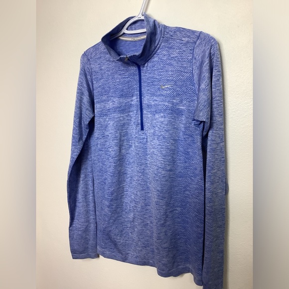 Nike Dri-Fit Blue 1/4 Zip Athletic Pullover Top Women’s Large Texting Wrists - Picture 2 of 16